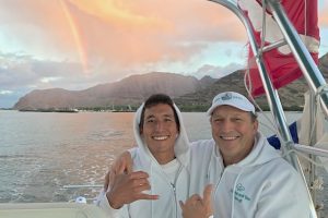 イルカ達に感謝を込めて−Happy New Year from Hawaii