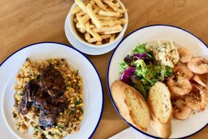 モンサラット通りにまた一つおしゃれなカフェが増えました！カフェ、モーリーズ