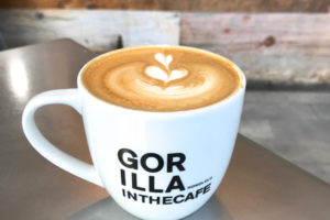 冬のソナタのヨン様がプロデュースするヘルシー思考の「ゴリラ・イン・ザ・カフェ」