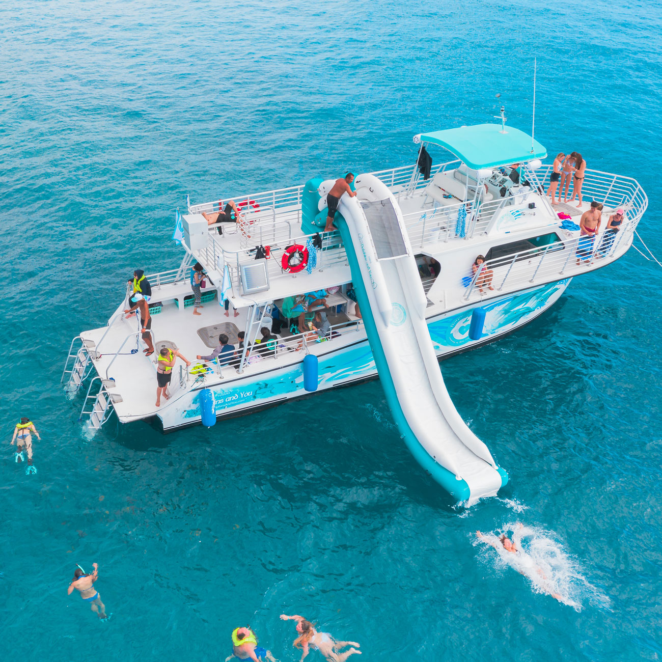 West Oahu private cruise boat